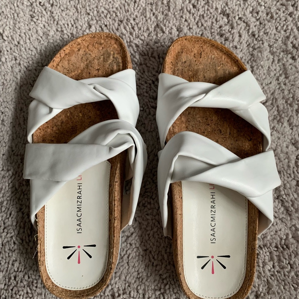 Isaac Mizrahi White Knotted Sandals